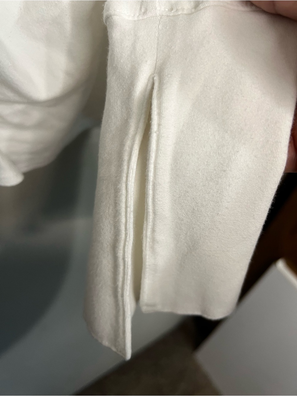 Women's White Ruched Button-Down Top - Picture 5 of 8